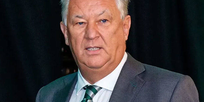 ‘Holiday Home in Chernobyl’ – Many Celtic Fans React to Online Peter Lawwell Appearance