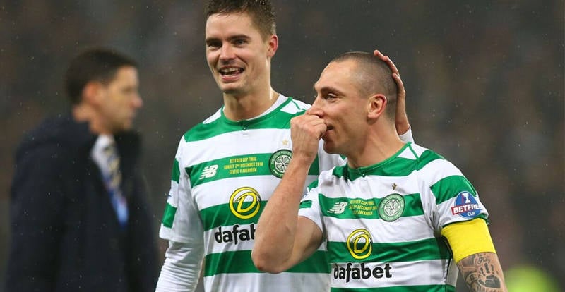 Mikael Lustig in Steven Gerrard Taunt