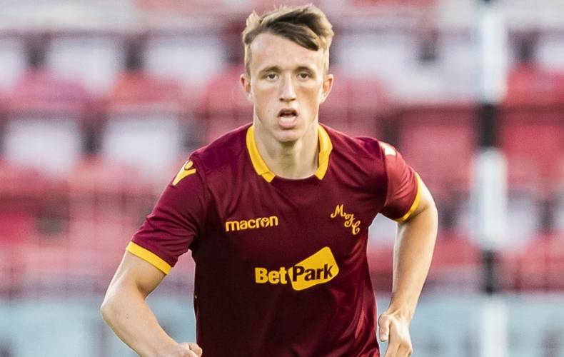 Report: 20-yr-old wants to join Neil Lennon’s side, Celtic almost signed him last year