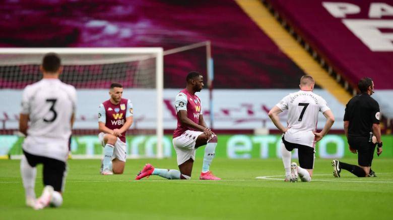 That’s Awkward! – Jermaine Defoe “would like to think” that the Rangers will “take knee and be part of this powerful movement”