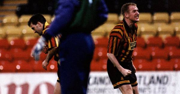 Chic Charnley: the Mavericks of Scottish Football