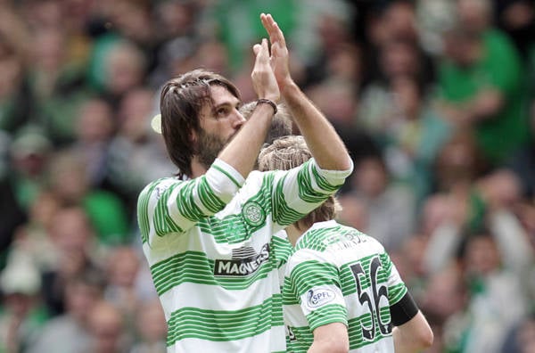 Player shares what compatriot told him about Celtic before decision