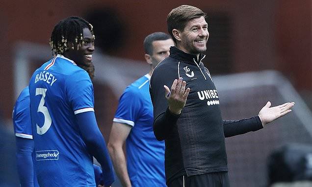 Steven Gerrard insists focus is paramount as Rangers bid to stop Celtic making history