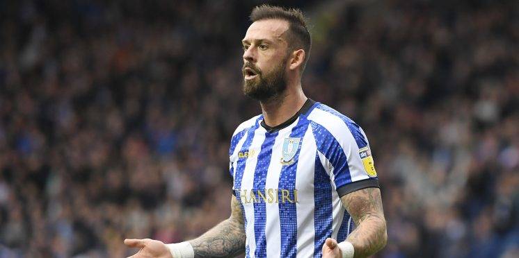 Celtic hold talks with the agent of Steven Fletcher