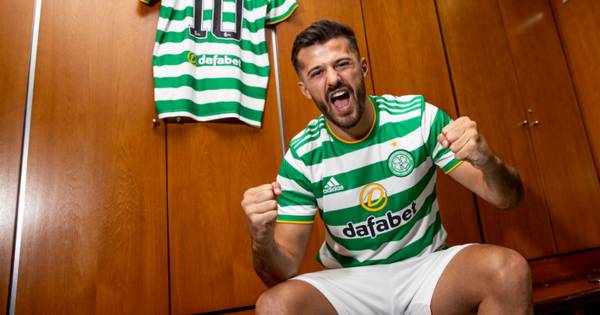 Ajeti makes Celtic position promise as he gives Edouard verdict