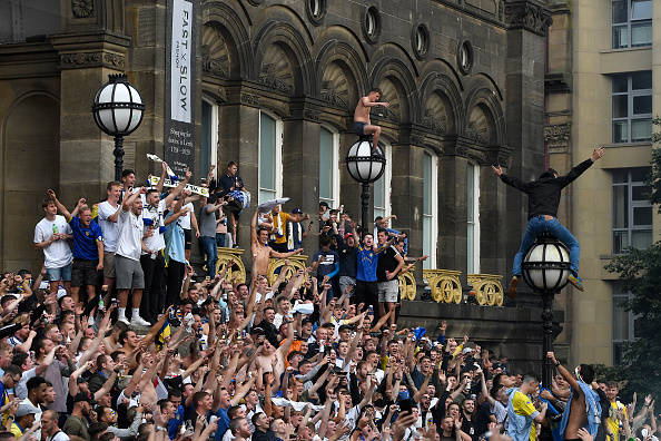 Leeds United fans react to Celtic’s interest in Barry Douglas