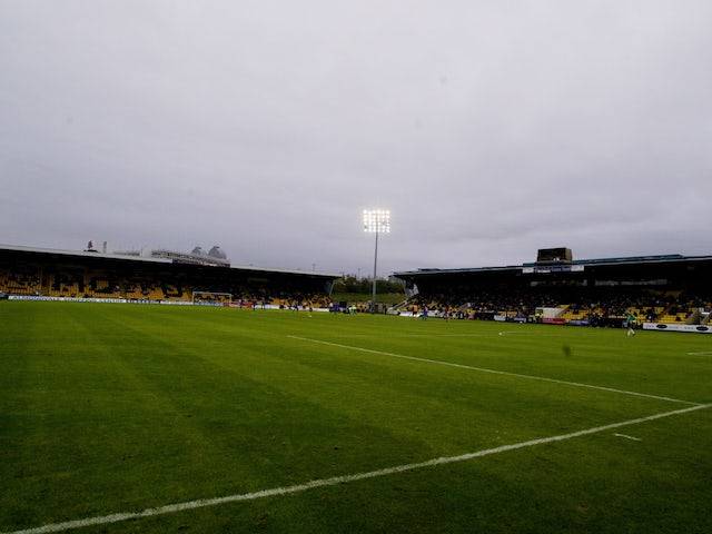 Livingston snap up former Celtic striker Anthony Stokes