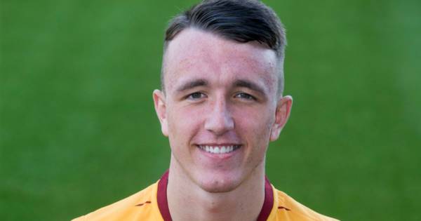 Celtic sign David Turnbull from Motherwell