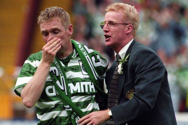 Video: Celtic legend Tommy Burns sings ‘Mack the Knife’