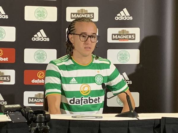 Photo: Diego Laxalt meets first Celtic fan in socially distanced snap