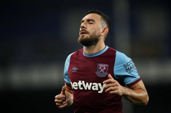 Report: Celtic not interested in West Ham United’s Robert Snodgrass