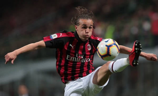 AC Milan fans react as Diego Laxalt joins Celtic