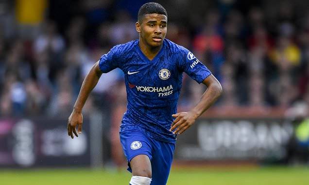 Chelsea youngster Ian Maatsen set to join Charlton Athletic on a season-long loan