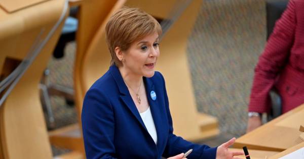 Nicola Sturgeon in Celtic and Rangers Sky Sports plea to stop gatherings