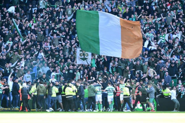 Celtic fans display brilliant banner at Lennoxtown training; message loud and clear for players