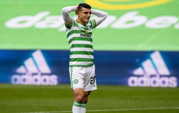 Celtic’s Moi Elyounoussi breaks silence to explain why he was on his phone during Europa League defeat