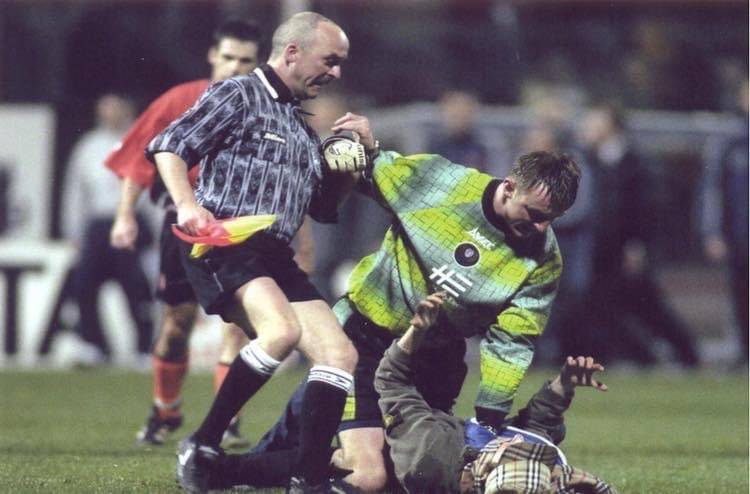 Photo: Former Celt Rab Douglas Shares Image Of Him Getting The Better Of Pitch Invader During Dundee Derby Clash 22 Years Ago