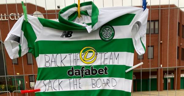 Celtic fans continue board protests as angry supporters look for Parkhead change