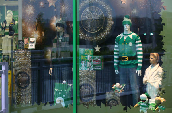 “So out of touch”; Celtic fans hit back as club announces reopening of club shops