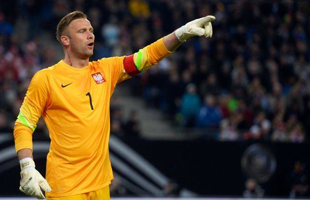 Artur Boruc Replies to Liverpool Tweet; Celtic Fans Back Him Up