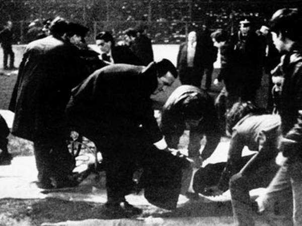 Photo: Celtic fans unveil banner remembering Ibrox Disaster victims