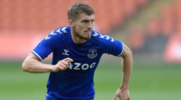 Reports Suggest That Celtic Are Set To Sign Everton Right Back On Loan