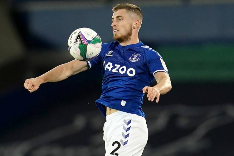 Celtic confirm loan signing of Everton right-back Jonjoe Kenny