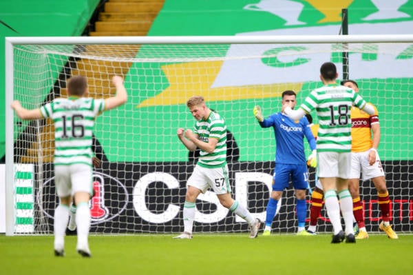 “His character is unbelievable”; under-fire Celtic defender earns praise from Stephen Welsh