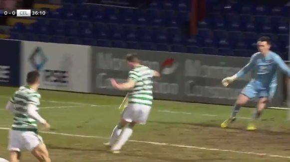 Video: Horror miss from Ryan Christie as he puts an easy tap in out of the ground vs Ross County