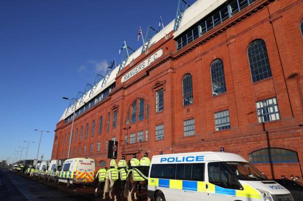 Police Scotland rush to Ibrox to tackle thousands of Covidiot fans