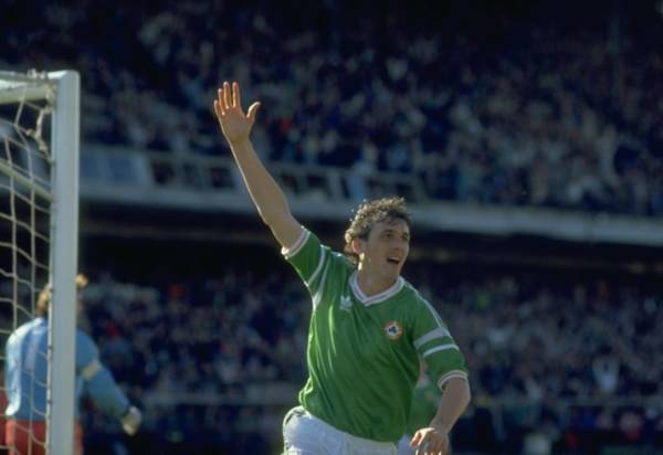 Former Celtic striker Tony Cascarino becomes latest to back former Blades boss Chris Wilder