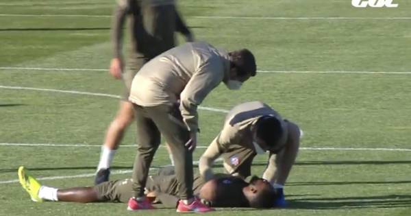 Former Celtic star Moussa Dembele collapses during Atletico Madrid training