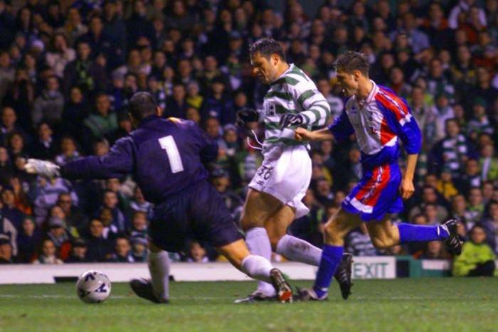 Video: Super Caley Game: What actually happened at half-time with Mark Viduka? Ian Wright Spills the Beans