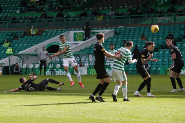 There’s now a big chorus of calls for Celtic to sign up Mohamed Elyounoussi