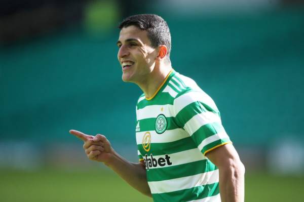 Elyounoussi’s Colleague Gives Permanent Celtic Deal Opinion