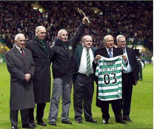 Photo Of The Day: Celtic Fans Given FIFA Fair Play Award