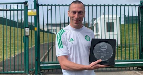 Scott Brown given Celtic fan send-off as Kieran Tierney hails ‘class’ gesture