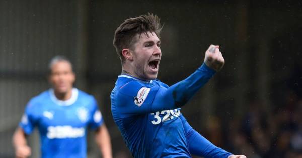 Josh Windass trrolls Celtic fan on Twitter