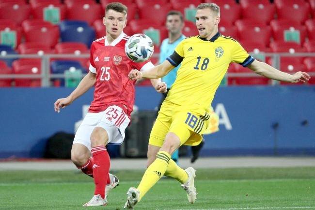 Celtic target Carl Starfelt latest: Defender absent from Rubin Kazan training as rumours ramp up