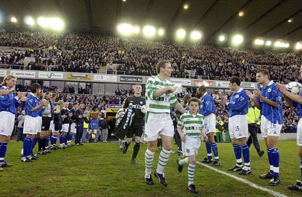 Photo Of The Day: Celtic Applauded Onto The Pitch At Filbert Street