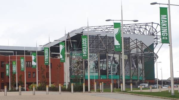 Video: Ange Postecoglou Gets Outstanding Celtic Way Welcome