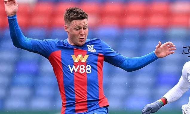 Celtic sign former Crystal Palace midfielder James McCarthy on four-year contract