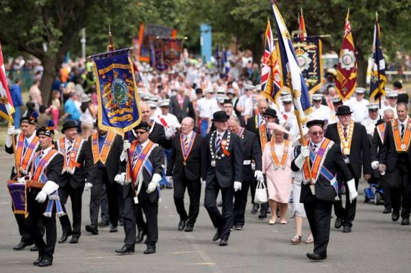 “Fuds, mutants, battle o the staunchies” Celts burst out laughing at Orange Parade collision and brawl