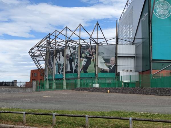 Hibs Boss Gives Verdict on Celtic Transfer Rumour Amid Surprise Player Ommision