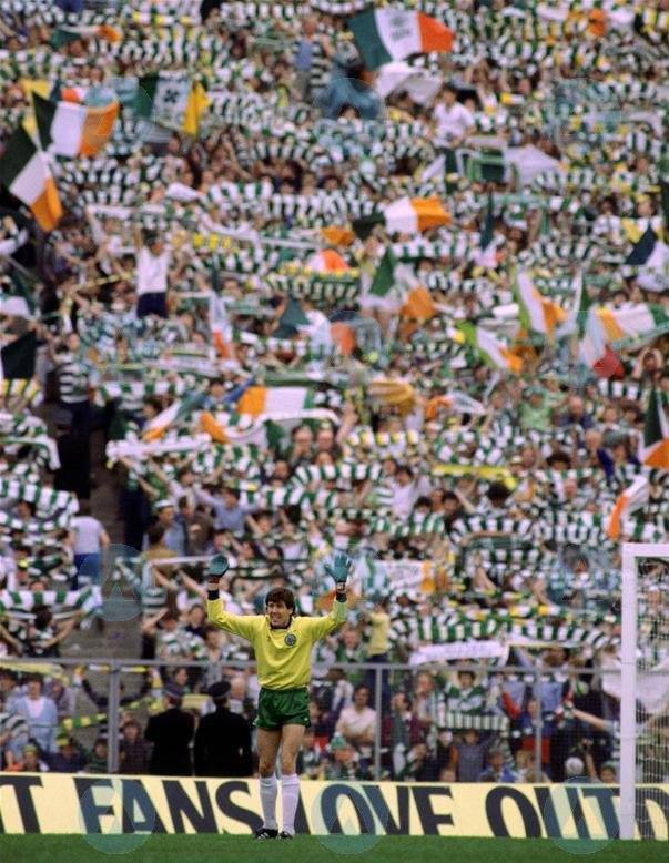 Photo Of The Day: Paddy Bonner And The Tremendous Celtic Support