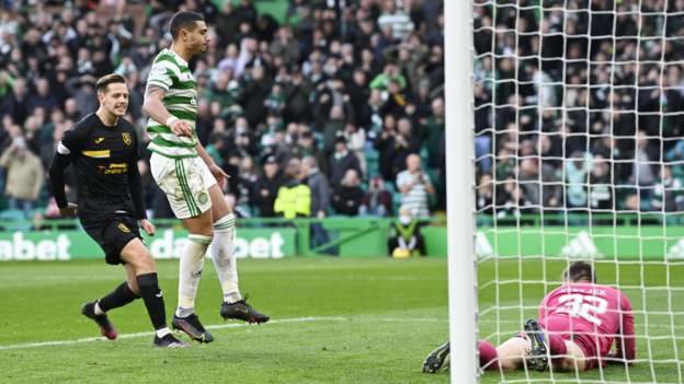 Celtic 0-0 Livingston: Hosts miss penalty and chance to go top