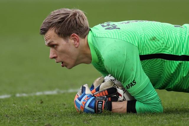 Transfer Latest: Report links Celtic with Dutch goalkeeper