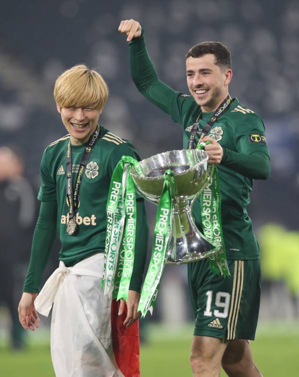 Mikey Johnston shares incredible footage from Celtic dressing room yesterday