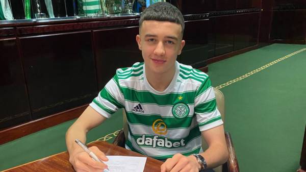 Young Celt, Jude Bonnar, signs first professional contract with the Hoops