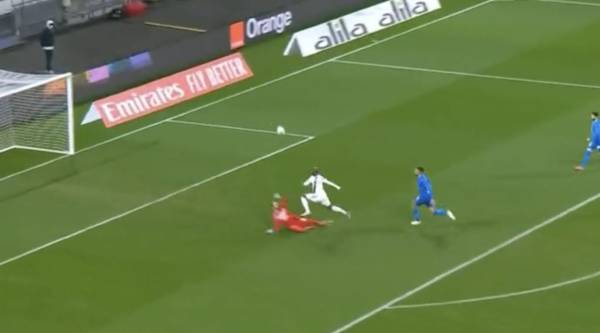 Former Celtic favourite Moussa Dembele scores Larsson-esque goal for Lyon